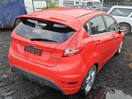 Lot-8-–-2011-Red-Ford-sedan-.4.jpg